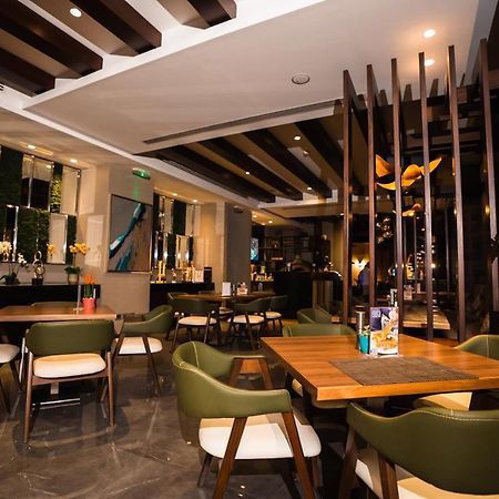 The Compass Hotel Amman Exterior foto